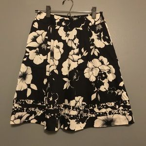 WHBM skirt, size 00
